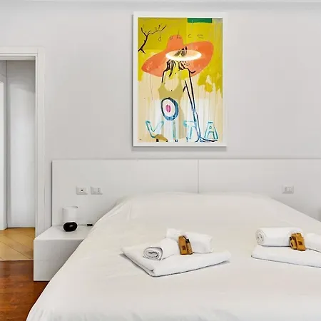 Art&comfort - 2 Passi Dalla Stazione شقة *
